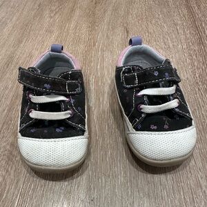 Size 6 see kai run Stevie minis